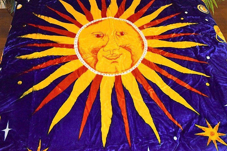 Sun, Moon & Stars 5 lb Korean Mink Style Blanket – Queen