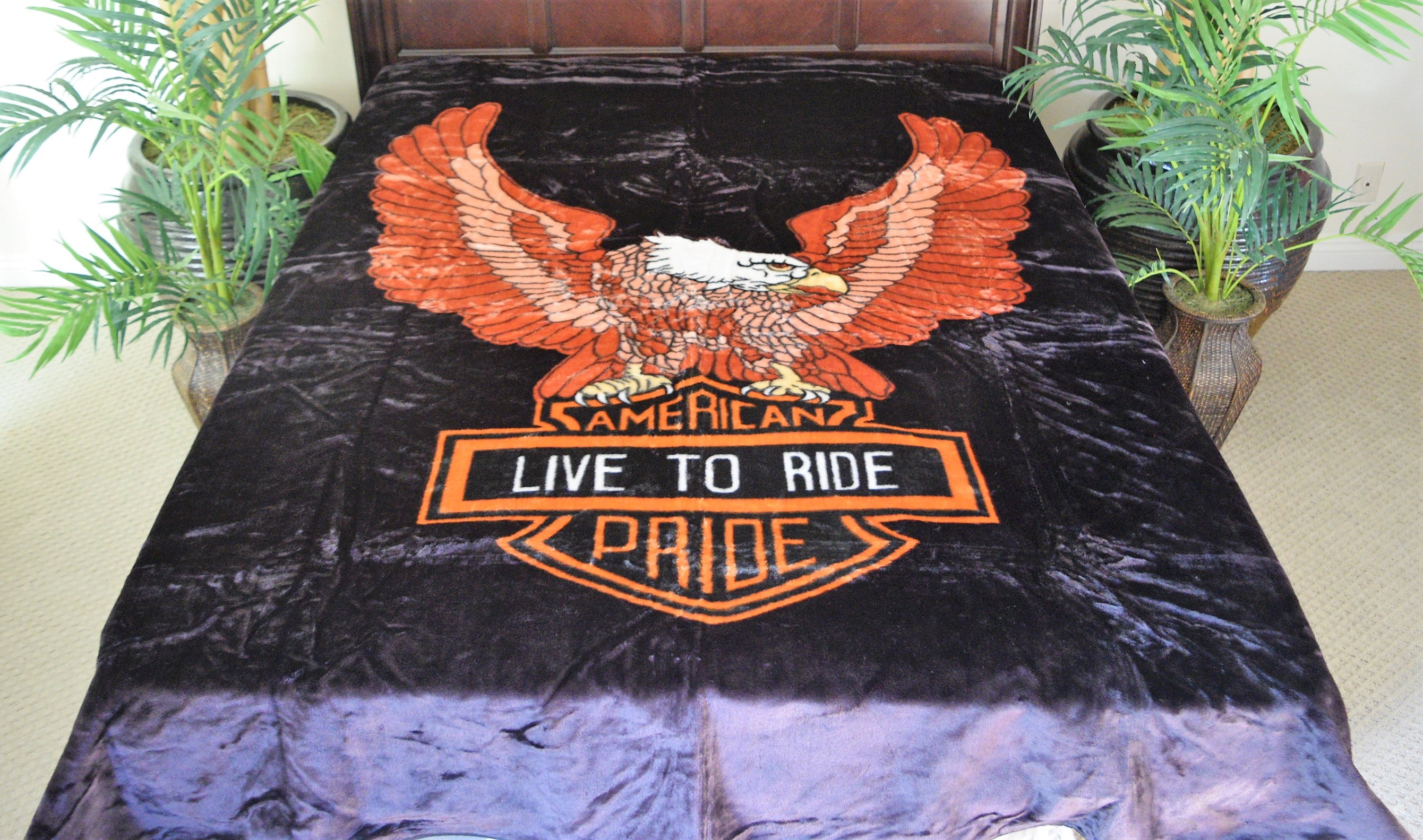 War Eagle Motorcycle Rider 5 lb Korean Mink Style Blanket – Queen