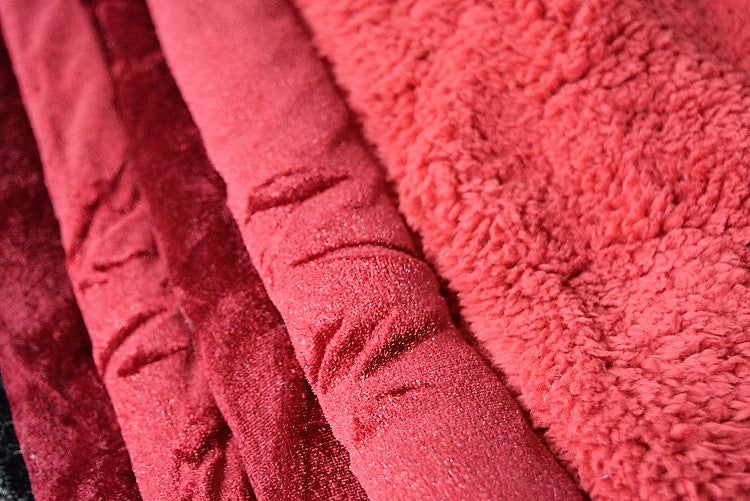 Red Roses Floral 12+ lb Reversible Korean Mink Style Borrego Blanket Set with 2 Pillowcases – King