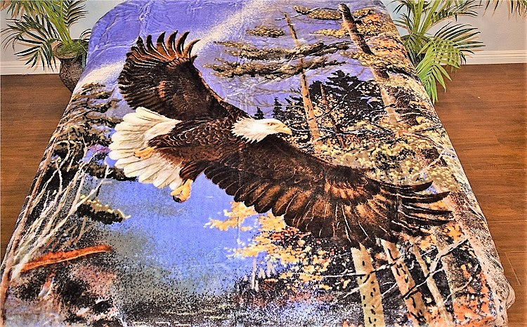 Flying Bald Eagle 6 lb Korean Mink Style Blanket – Queen