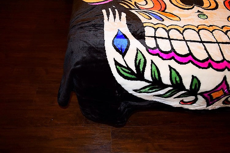 Sugar Skull 5 lb Korean Mink Style Blanket – Queen