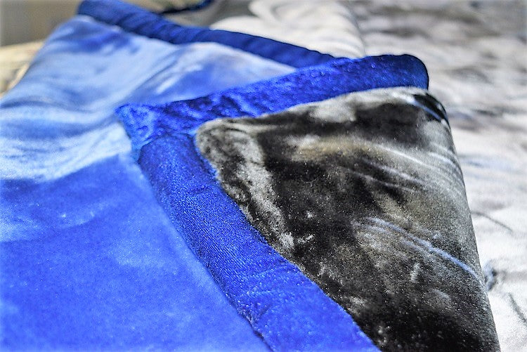 Howling Wolf & Full Moon 5 lb Korean Mink Style Blanket – Queen